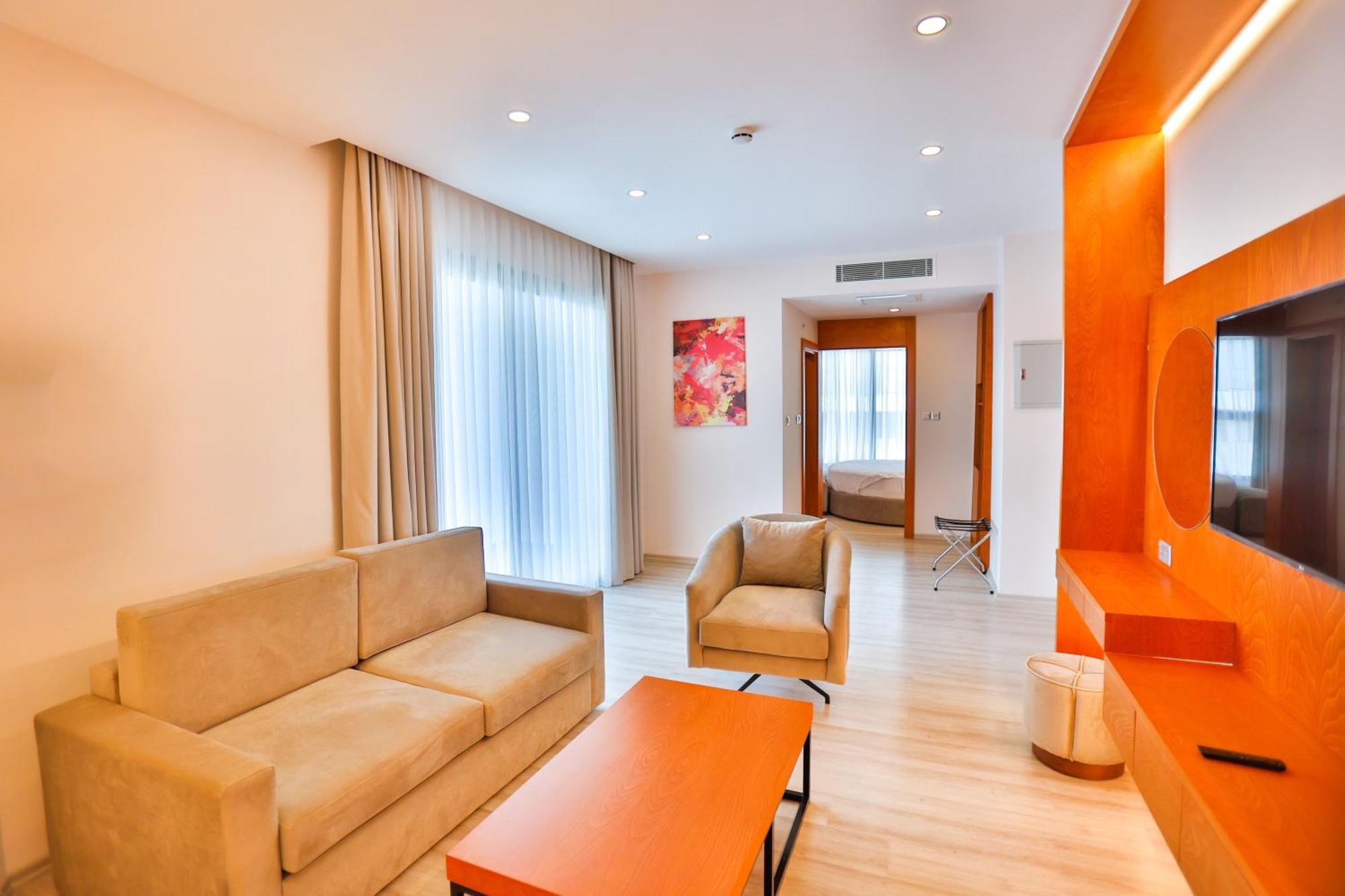 Caddem Inn Hotel 파마구스타 외부 사진