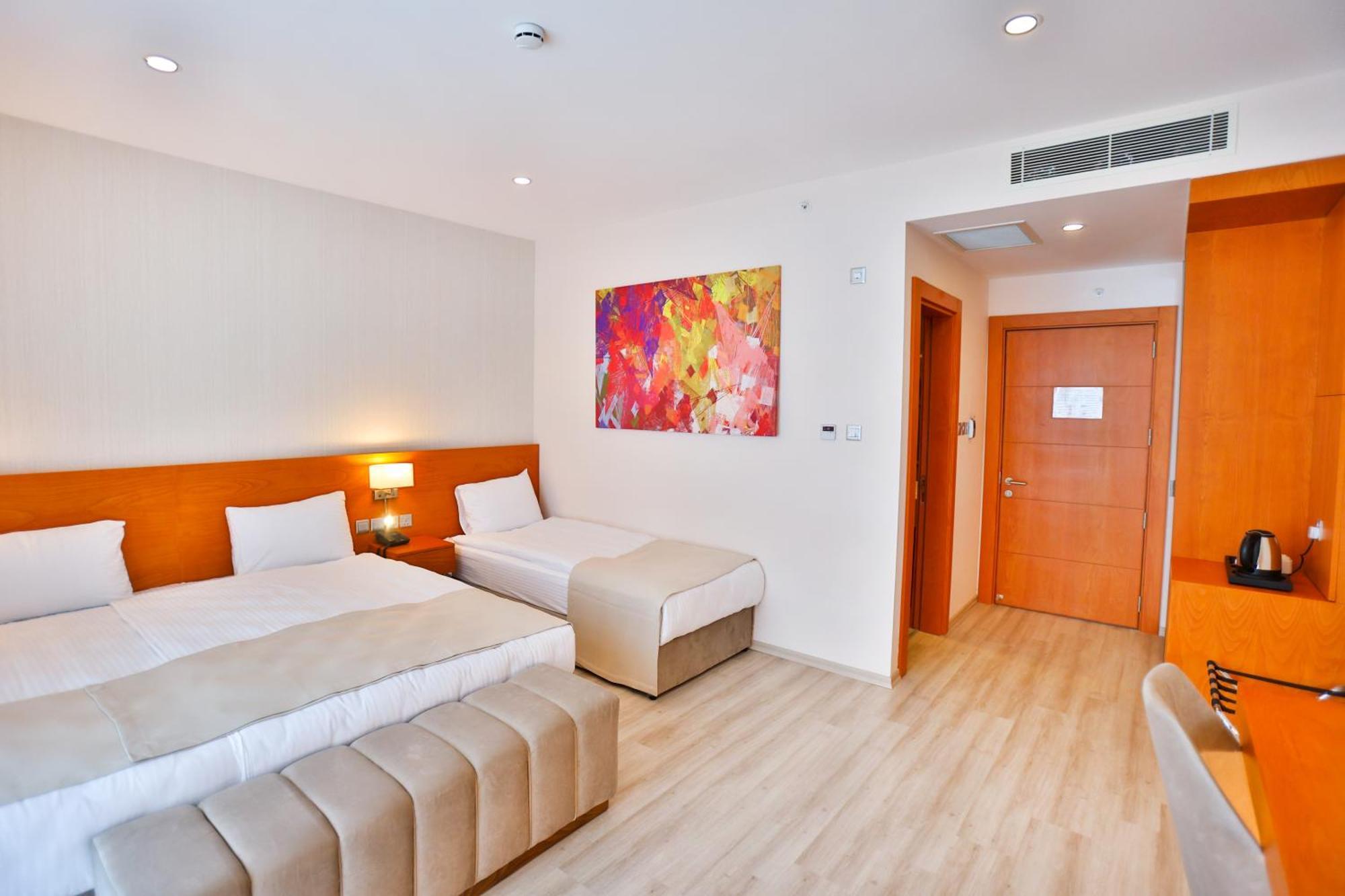 Caddem Inn Hotel 파마구스타 외부 사진