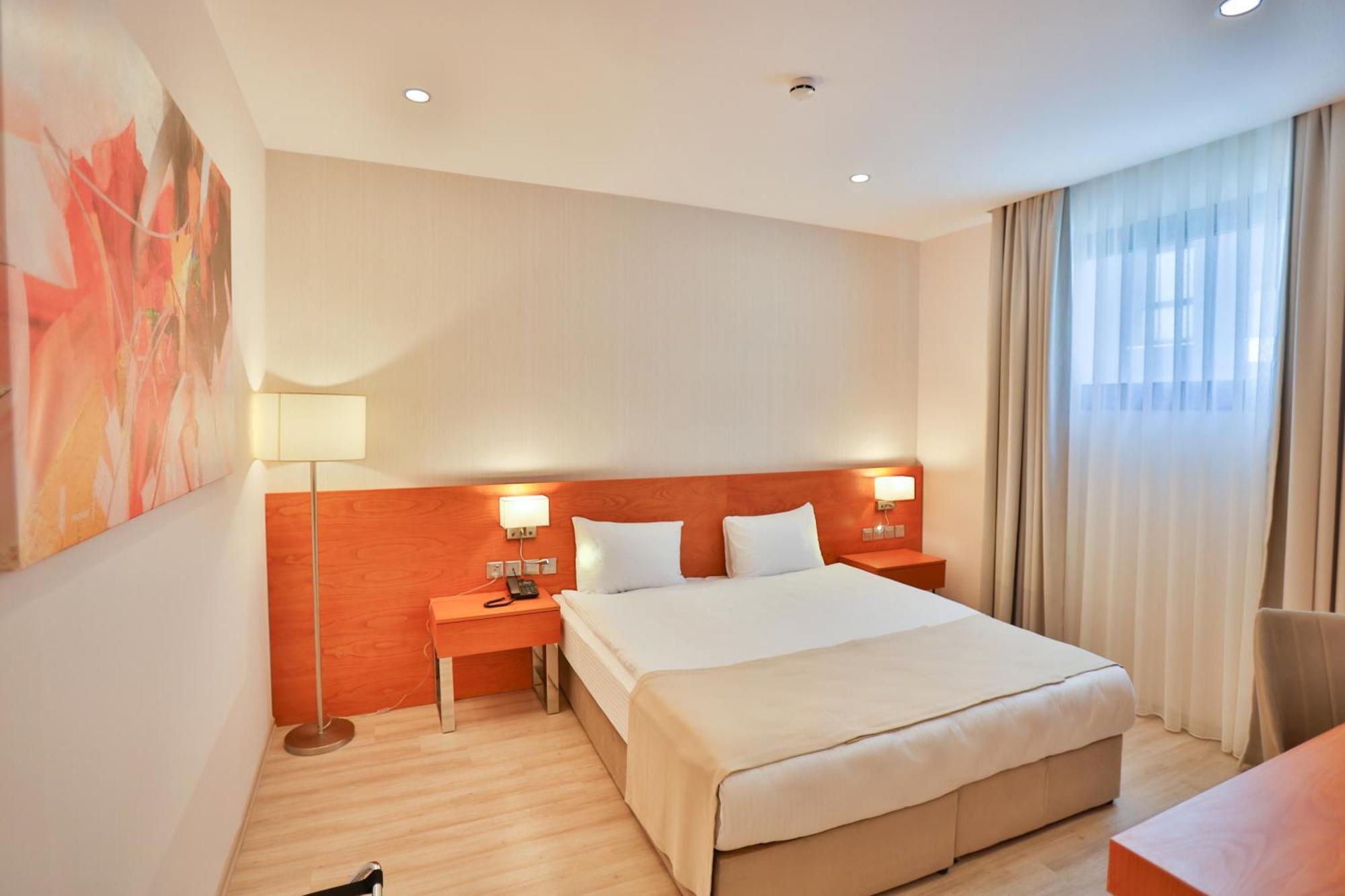Caddem Inn Hotel 파마구스타 외부 사진