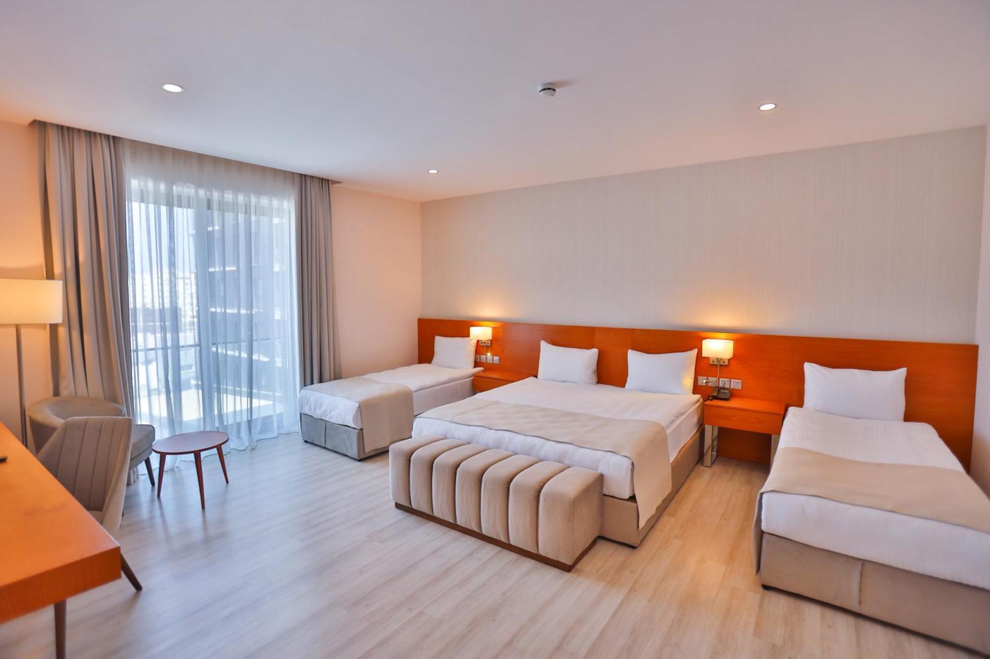 Caddem Inn Hotel 파마구스타 외부 사진