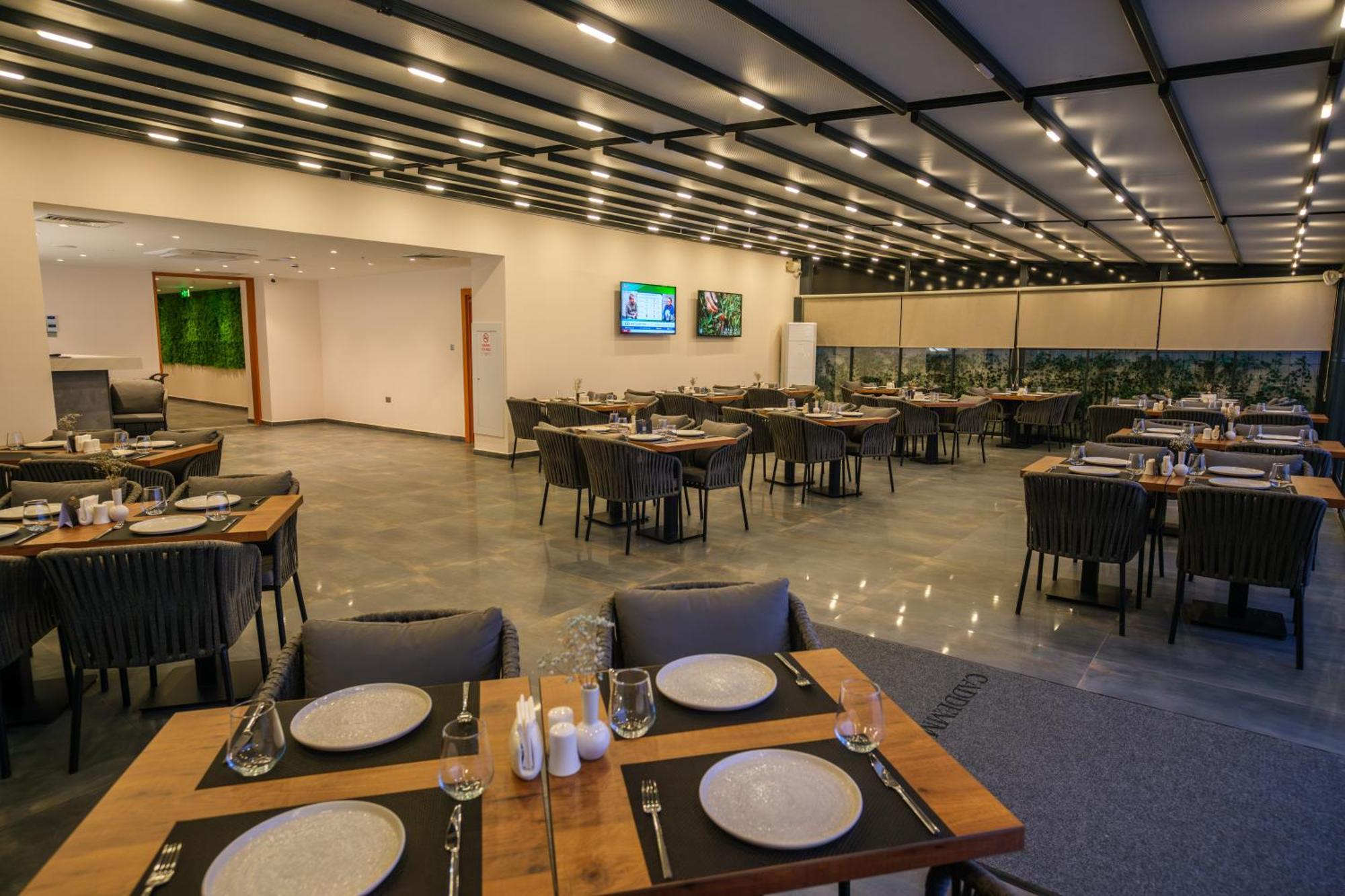 Caddem Inn Hotel 파마구스타 외부 사진